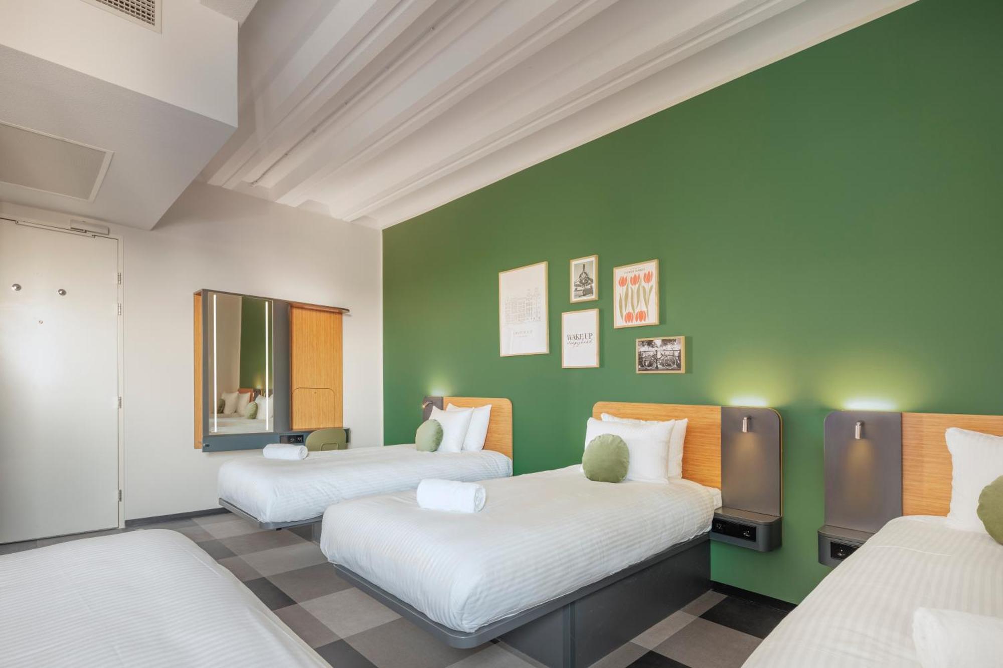 Maxhotel Amsterdam Airport Schiphol - Recently Renovated Hoofddorp Eksteriør bilde