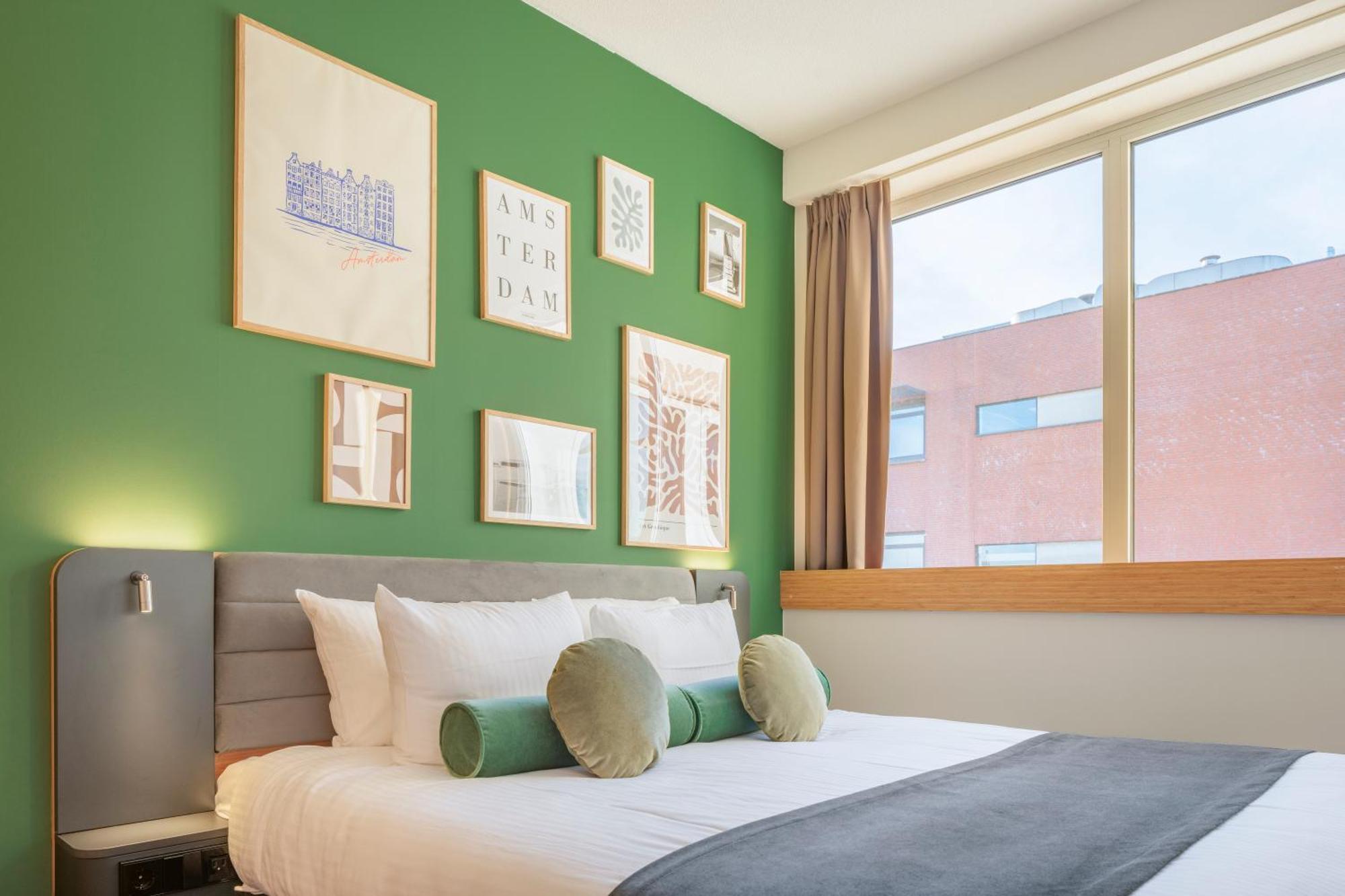Maxhotel Amsterdam Airport Schiphol - Recently Renovated Hoofddorp Eksteriør bilde
