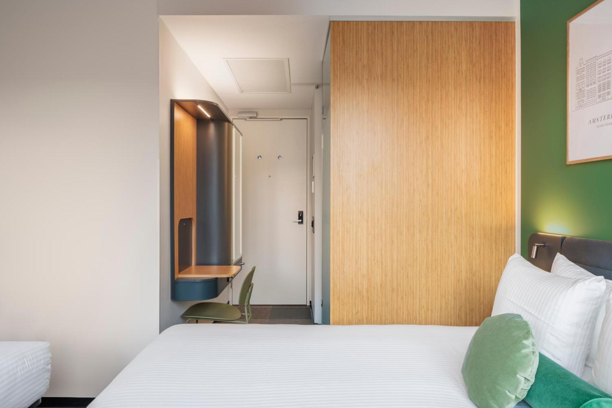 Maxhotel Amsterdam Airport Schiphol - Recently Renovated Hoofddorp Eksteriør bilde